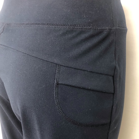 Lands End Navy Stretch Travel Pants - Picture 6 of 15